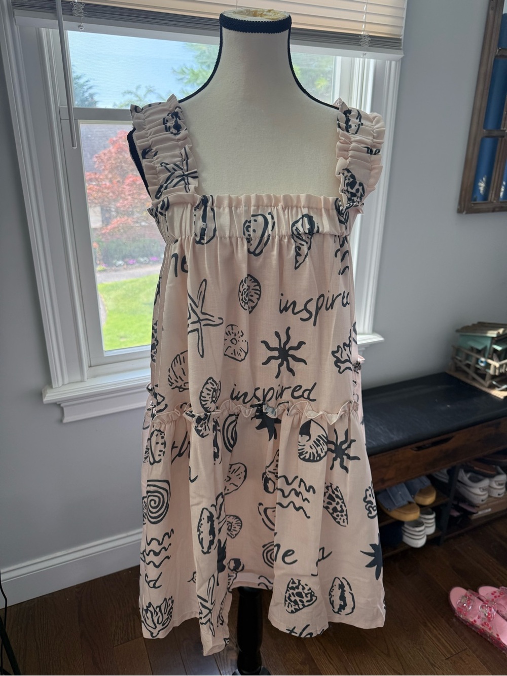 Umgee Beige Mini Dress with Navy Shell Print Vacation Pattern Lined Sz Med BNWT - Picture 2 of 11
